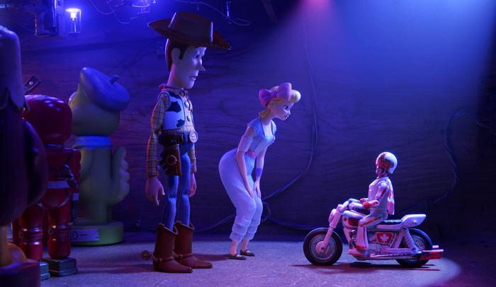 Zabawki znowu ożyły i wpakowały się w tarapaty! „Toy Story 4” – recenzja filmu na DVD