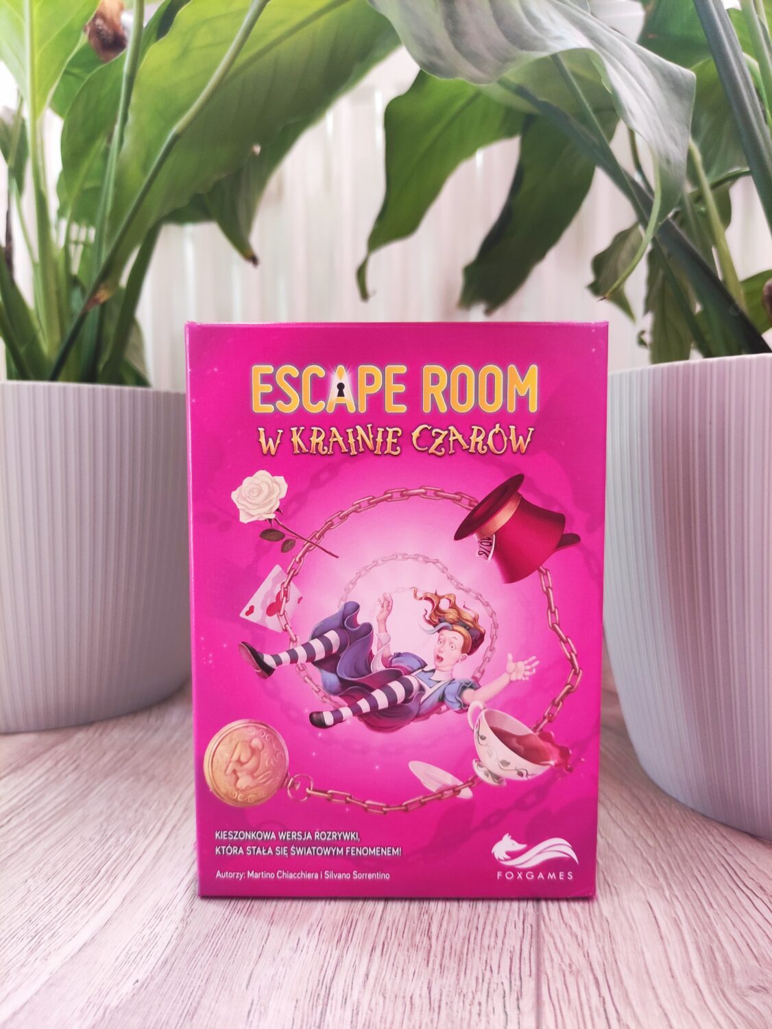 Nic nie jest tym, na co wygląda. „Escape Room: W krainie czarów” – recenzja gry karcianej